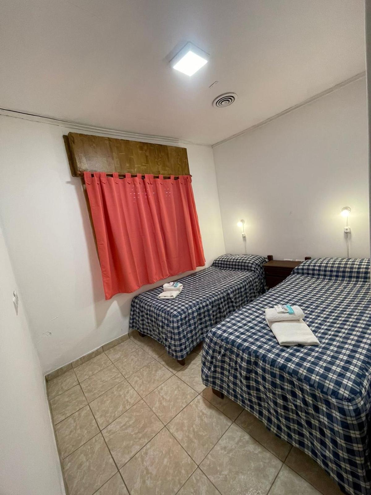 Hostel Danny 埃尔卡拉法特 外观 照片