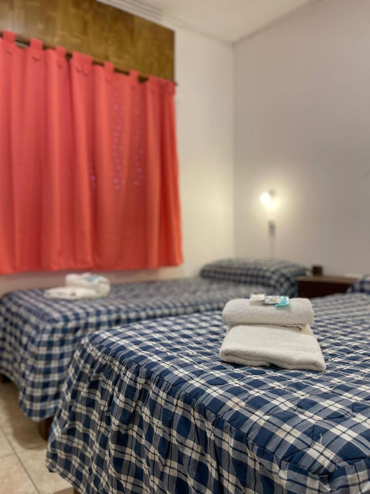 Hostel Danny 埃尔卡拉法特 外观 照片